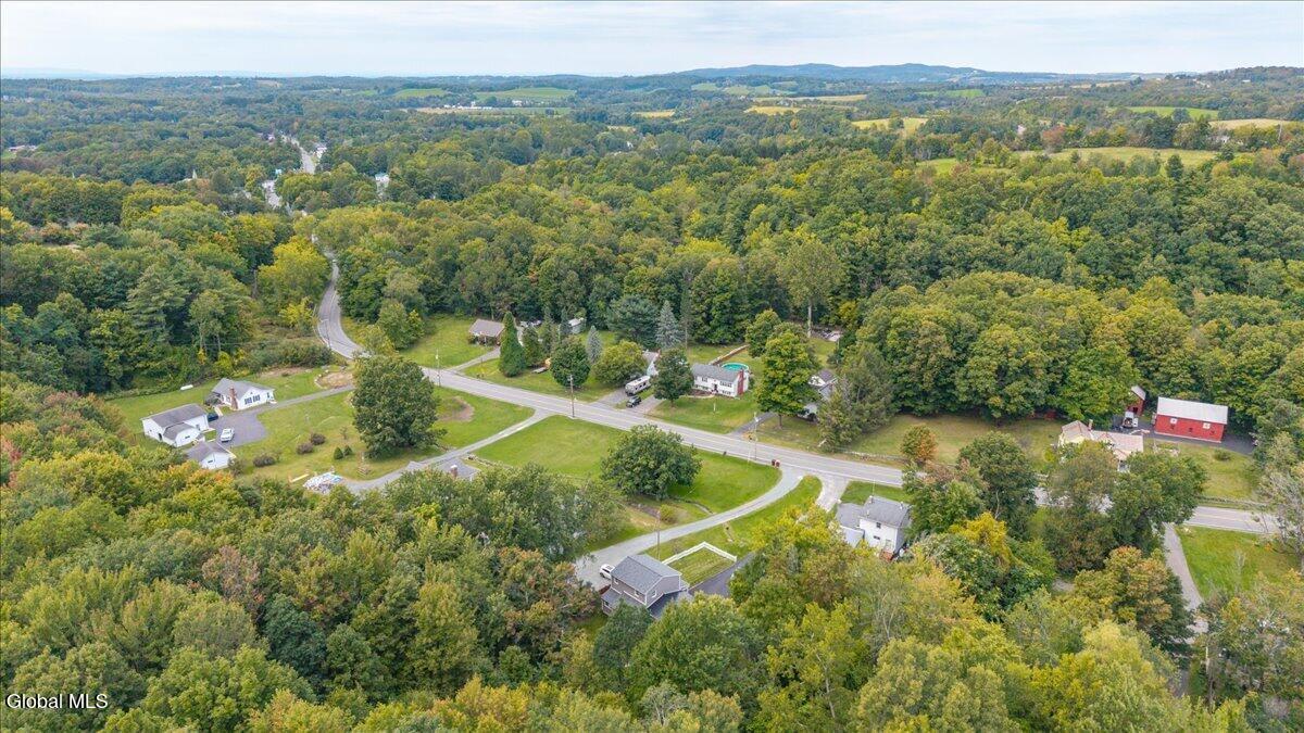 84 Plank Road Poestenkill NY 12140