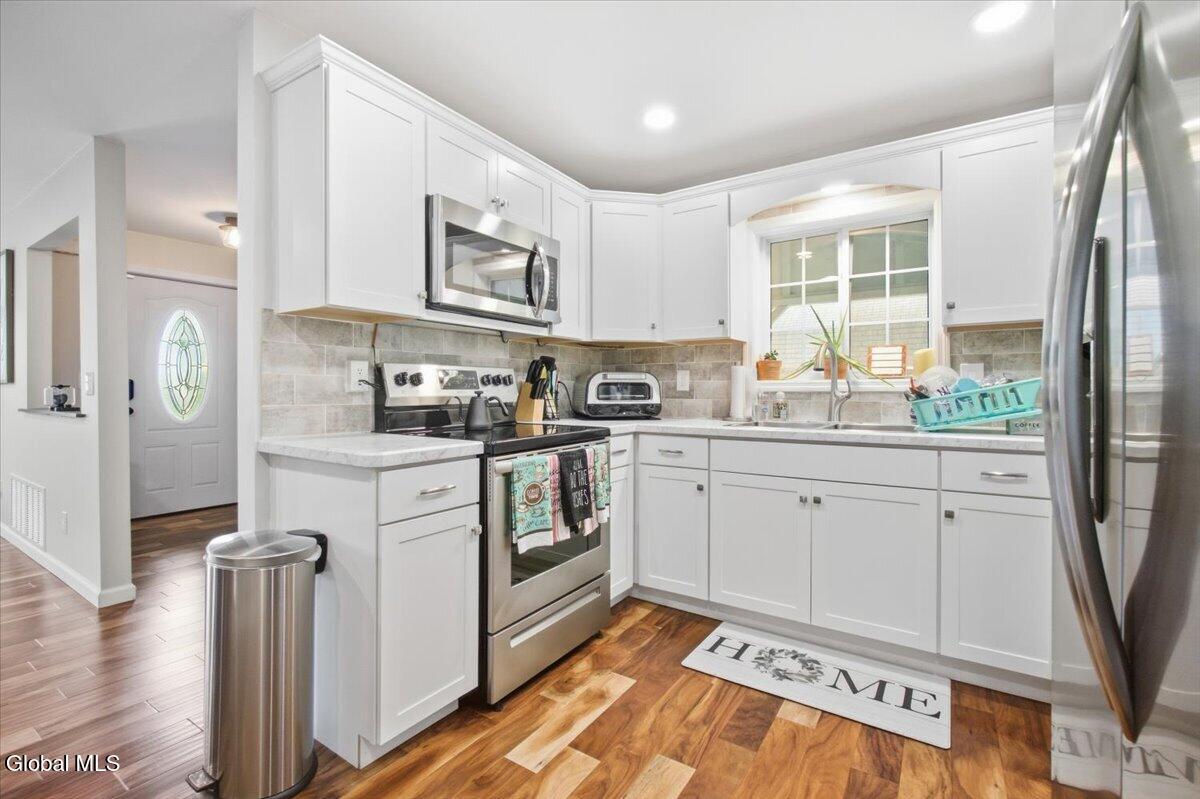 84 Plank Road Poestenkill NY 12140