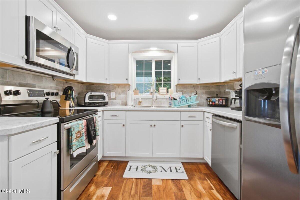 84 Plank Road Poestenkill NY 12140