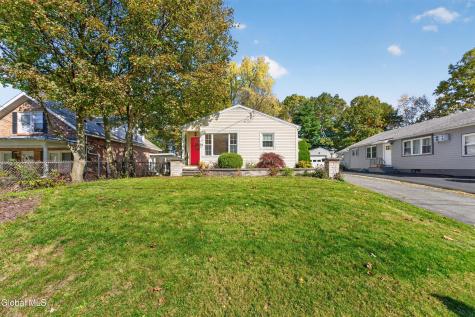 6 Luther Street Troy NY 12180