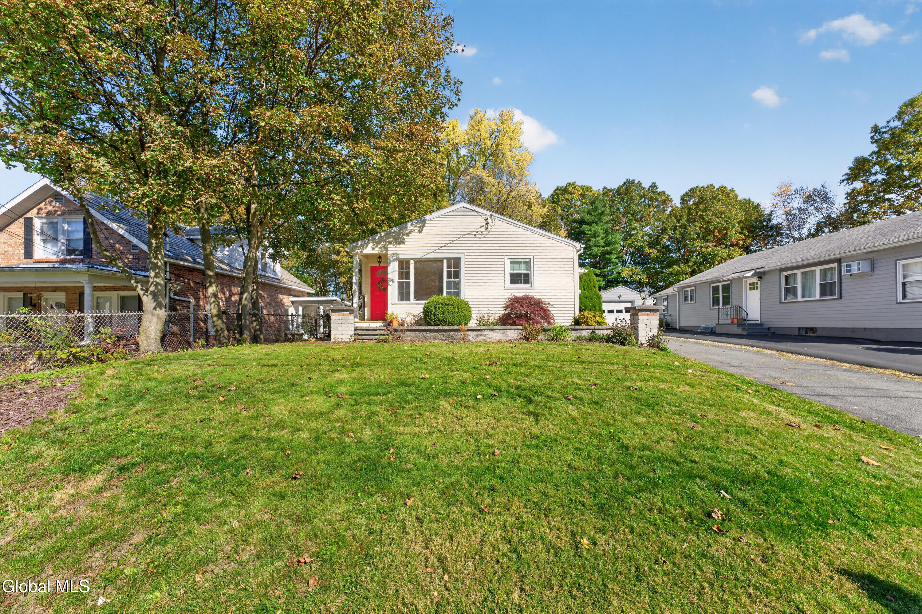 6 Luther Street Troy NY 12180