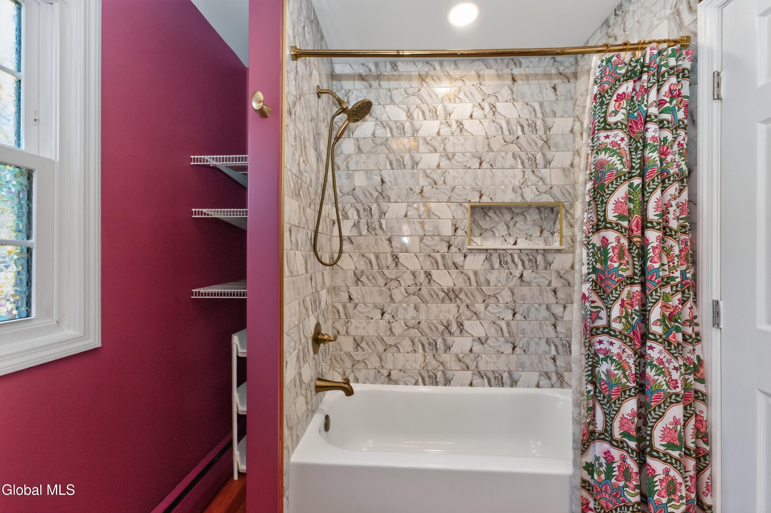6 Luther Street Troy NY 12180