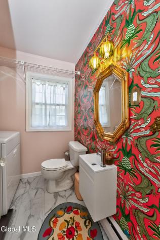 6 Luther Street Troy NY 12180
