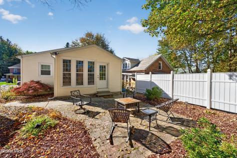 6 Luther Street Troy NY 12180