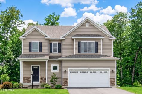 22 Wellington Court Clifton Park NY 12065