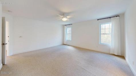 22 Wellington Court Clifton Park NY 12065