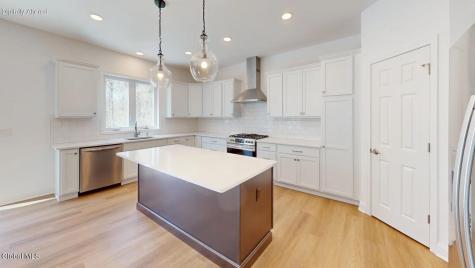 22 Wellington Court Clifton Park NY 12065