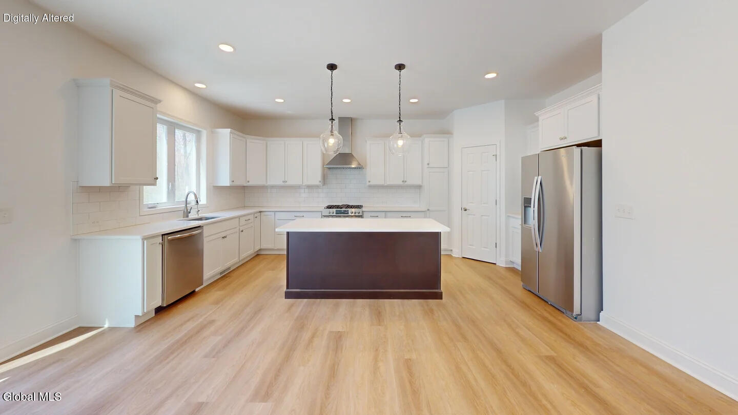 22 Wellington Court Clifton Park NY 12065