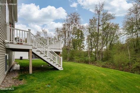22 Wellington Court Clifton Park NY 12065
