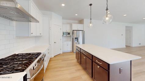 22 Wellington Court Clifton Park NY 12065