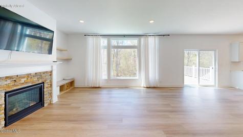 22 Wellington Court Clifton Park NY 12065