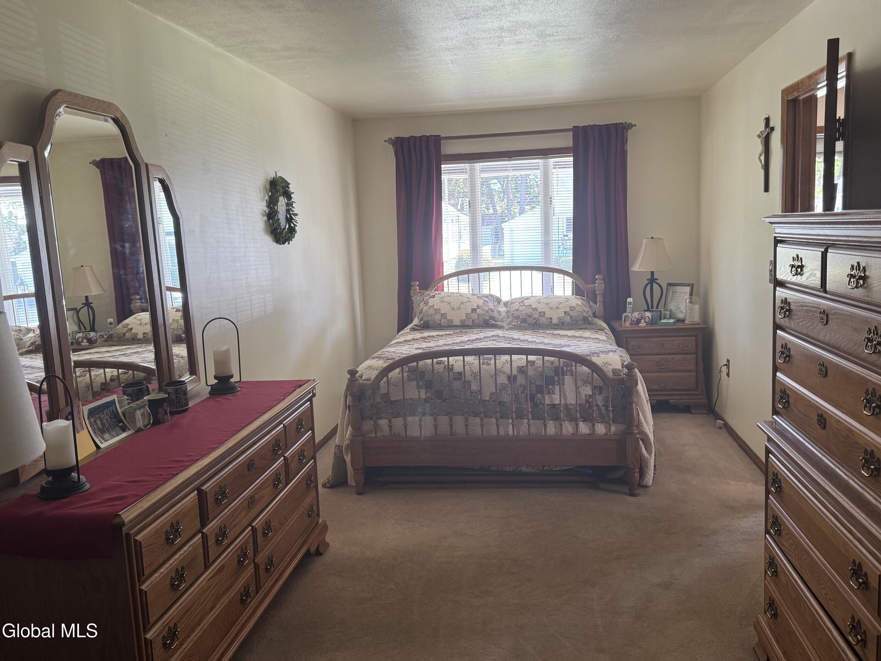 2105 Oaklawn Avenue Rotterdam NY 12306