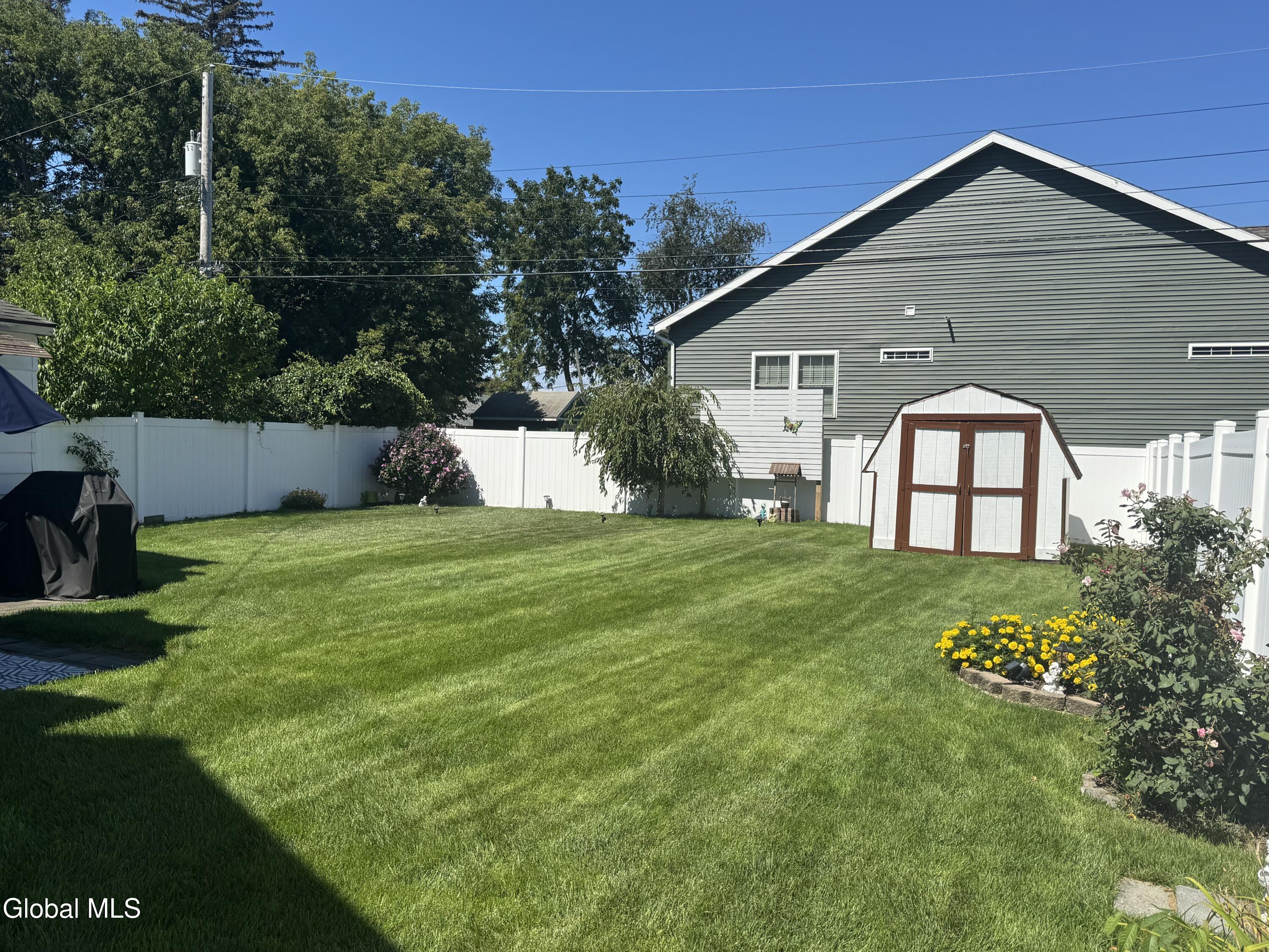 2105 Oaklawn Avenue Rotterdam NY 12306