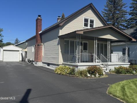 2105 Oaklawn Avenue Rotterdam NY 12306