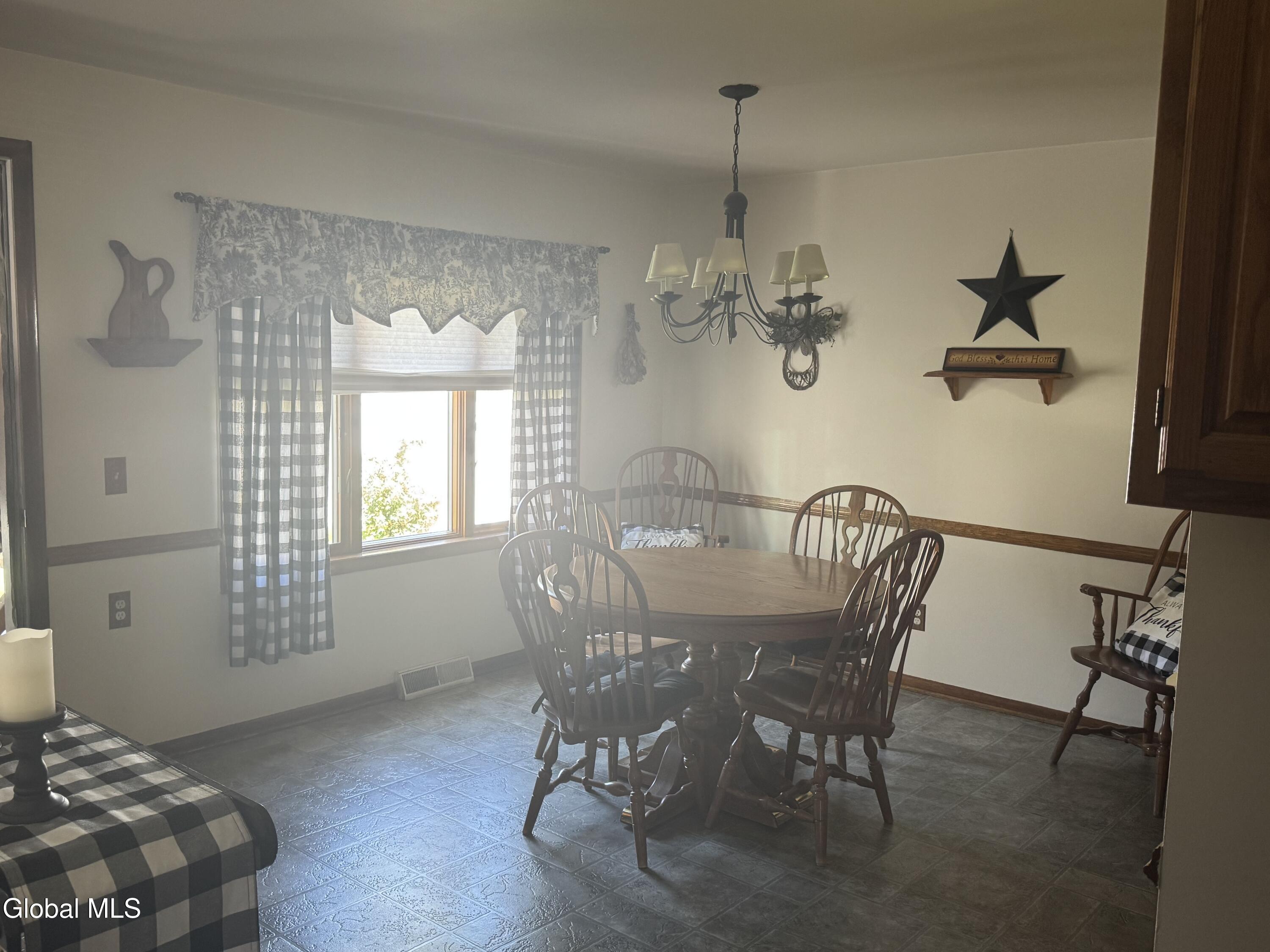 2105 Oaklawn Avenue Rotterdam NY 12306