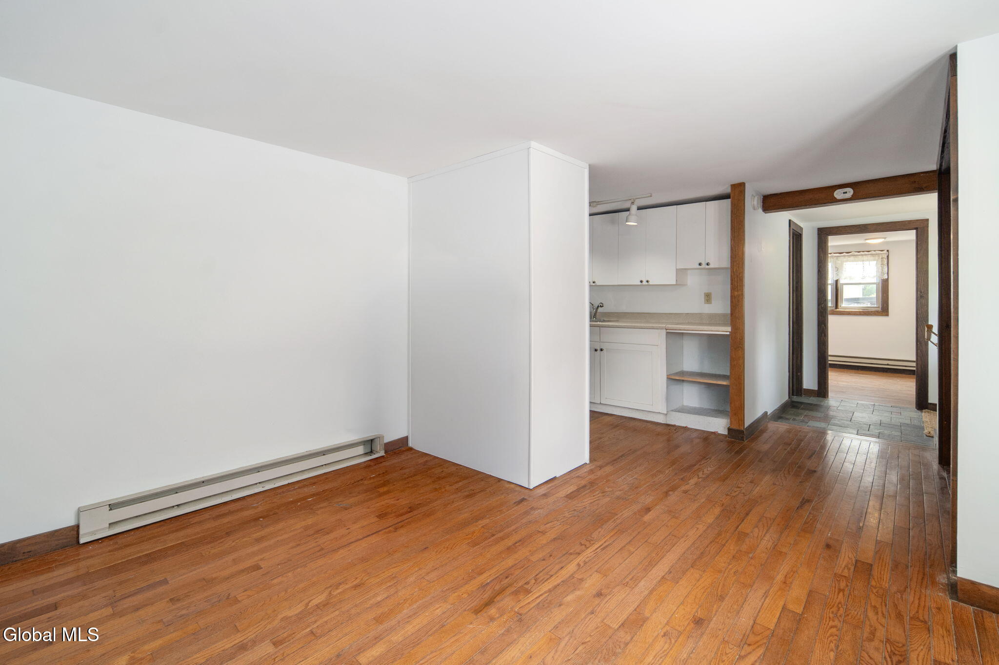 2588 New York 10 Summit NY 12175