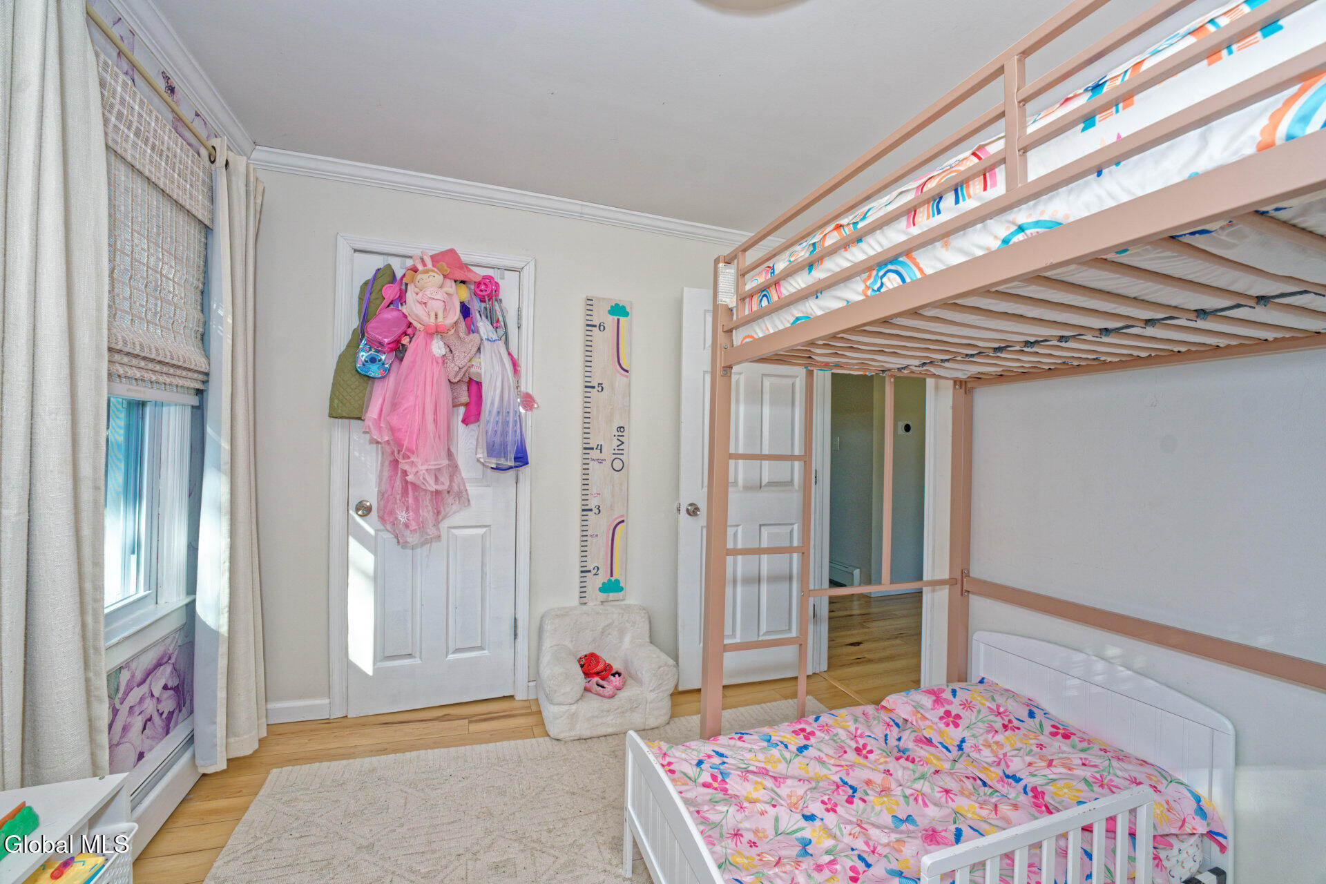 2 Alamo Lane Schenectady NY 12304