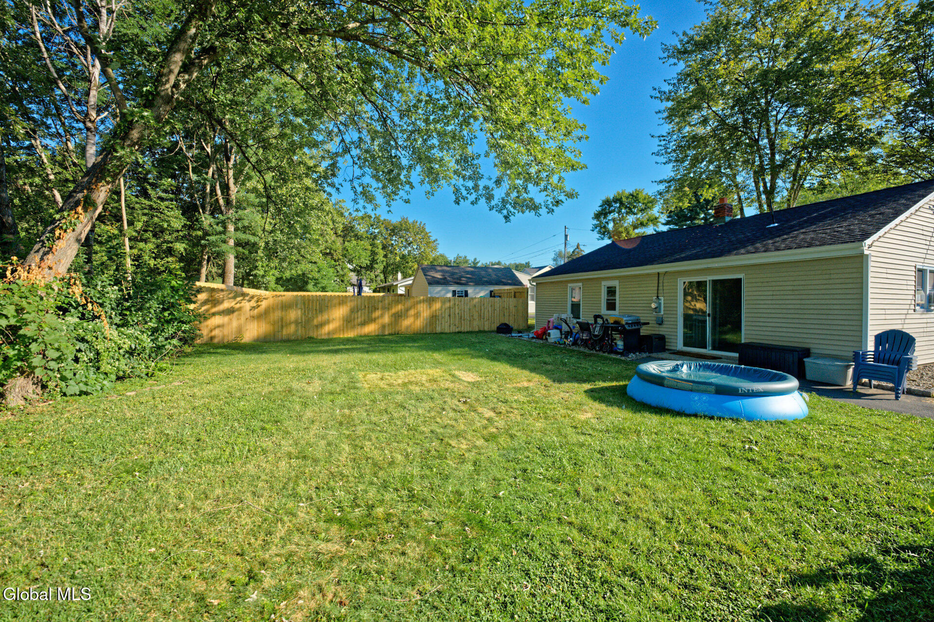 2 Alamo Lane Schenectady NY 12304