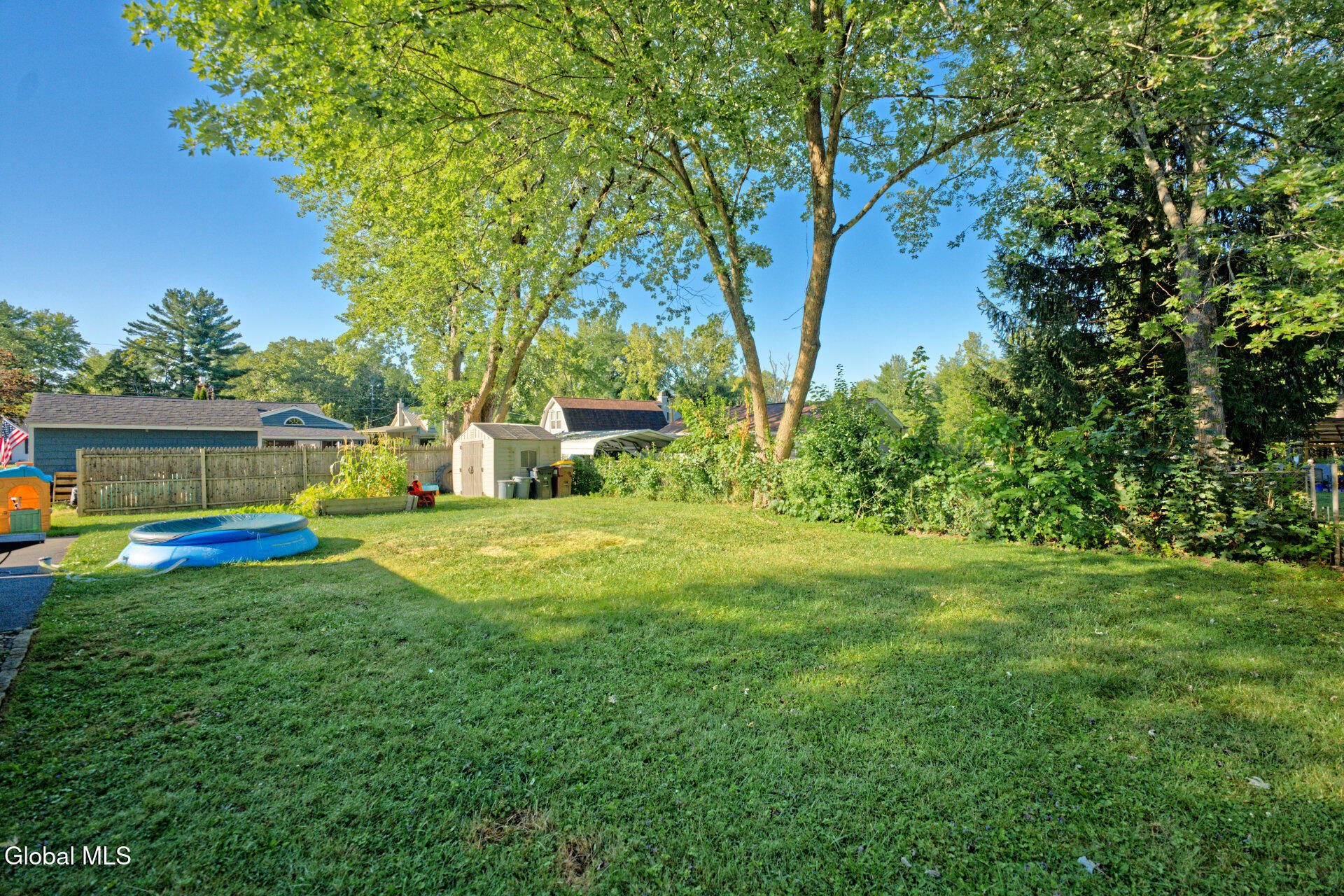 2 Alamo Lane Schenectady NY 12304