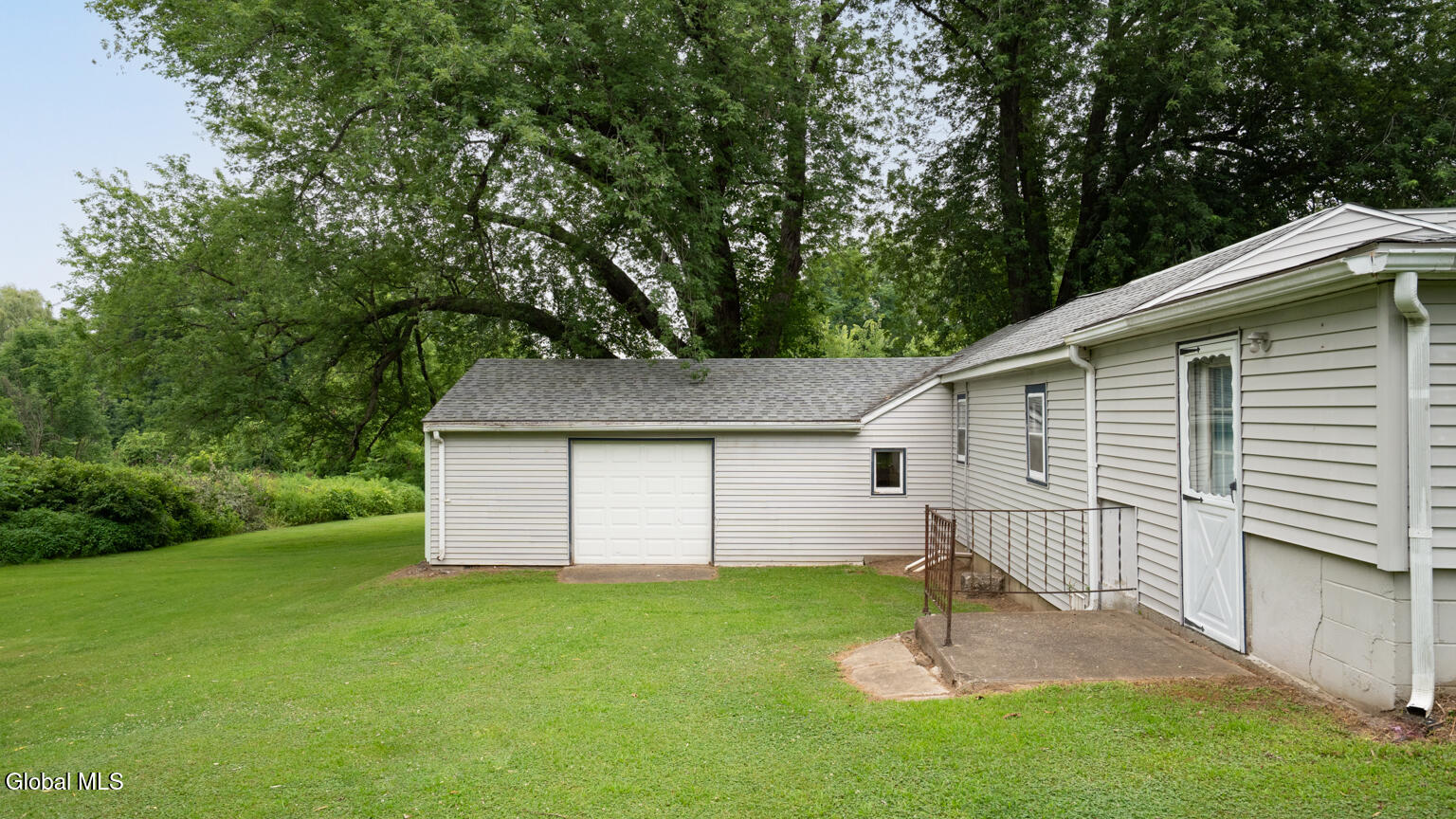 457 Sharptown Road Stuyvesant NY 12173