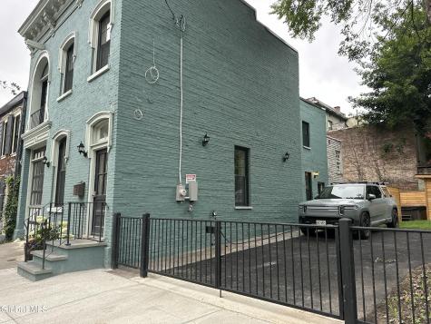 2 Spring Street Albany NY 12210