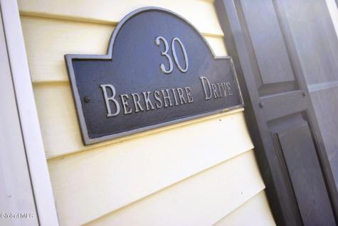 30 Berkshire Drive Albany NY 12205