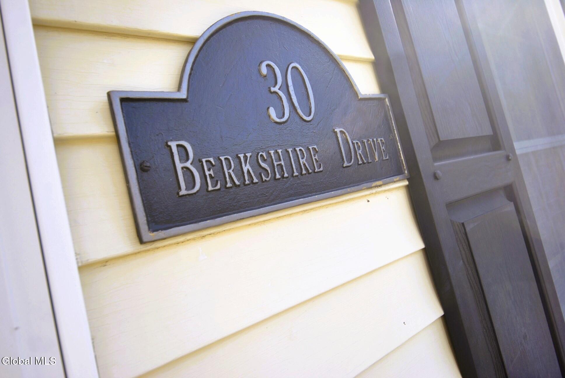 30 Berkshire Drive Albany NY 12205