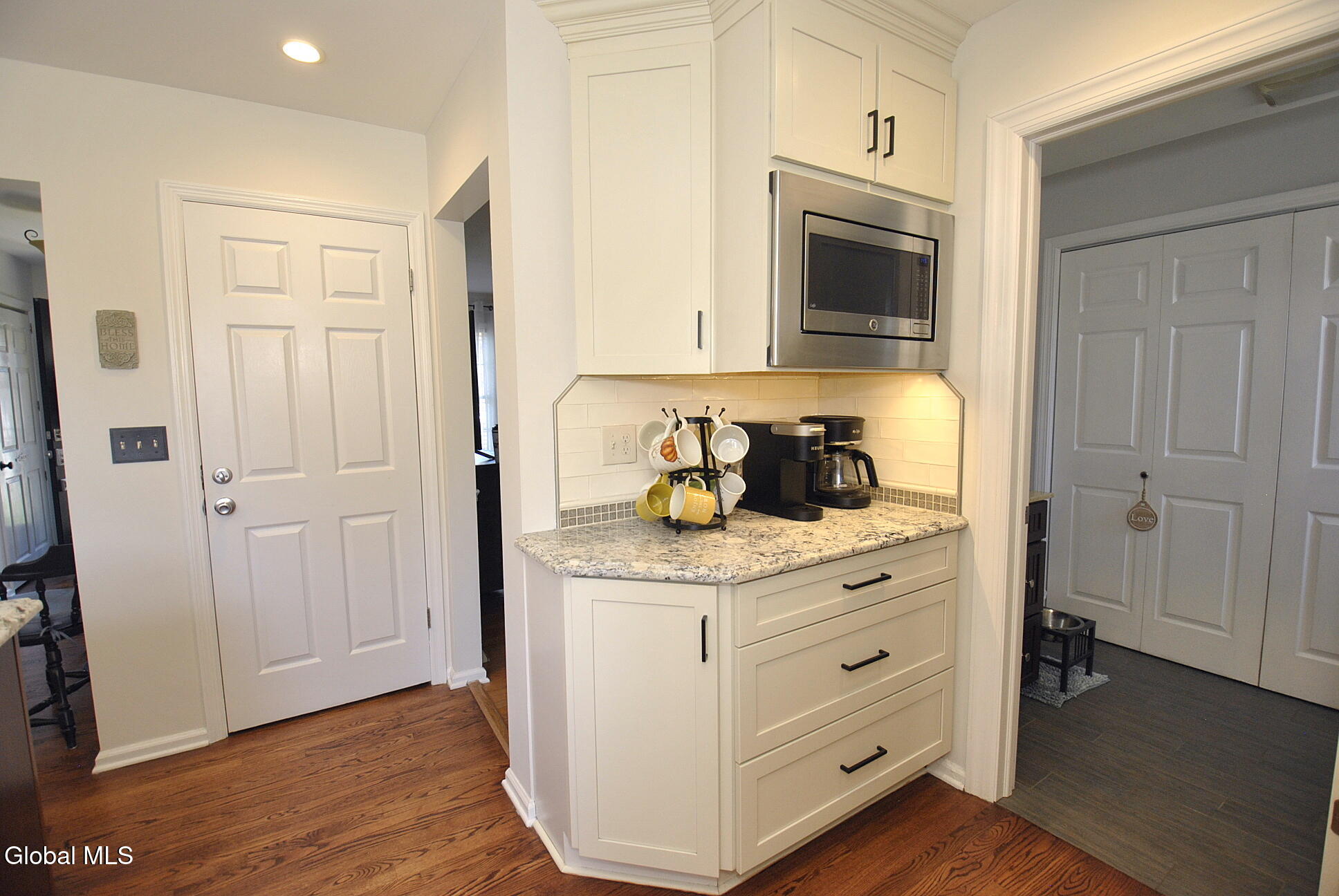 30 Berkshire Drive Albany NY 12205