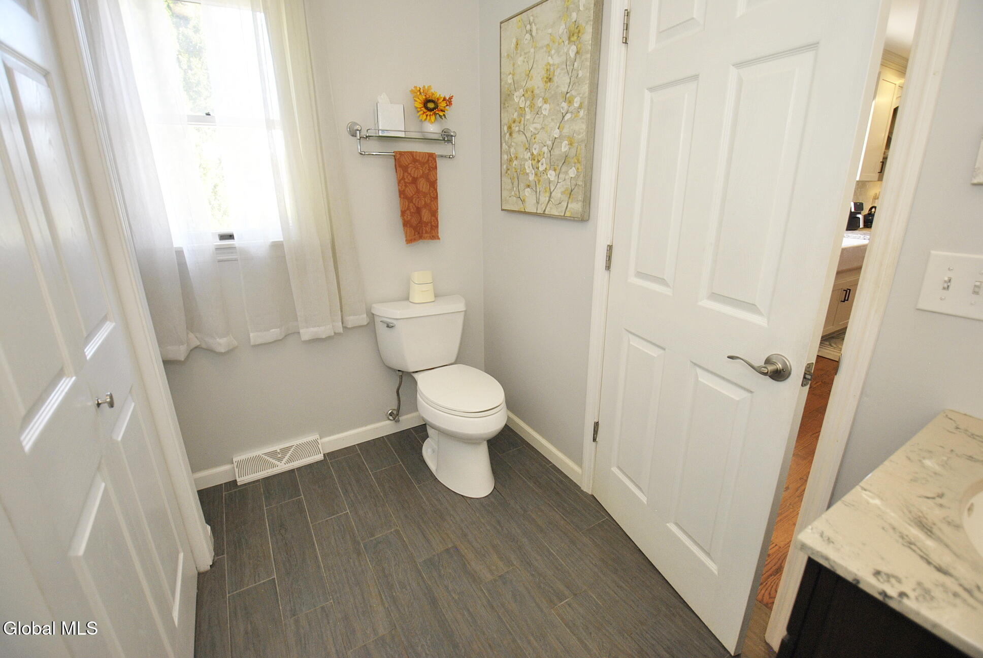 30 Berkshire Drive Albany NY 12205