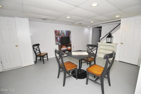 30 Berkshire Drive Albany NY 12205