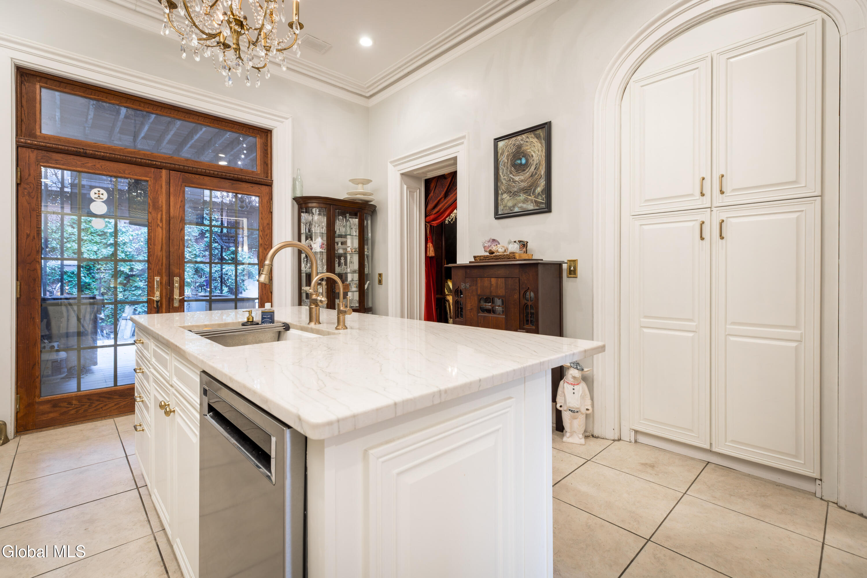 1914 Fifth Avenue Troy NY 12180