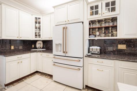 1914 Fifth Avenue Troy NY 12180