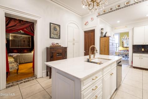 1914 Fifth Avenue Troy NY 12180