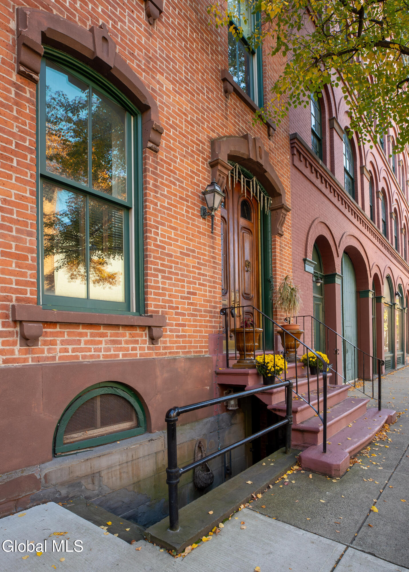 1914 Fifth Avenue Troy NY 12180