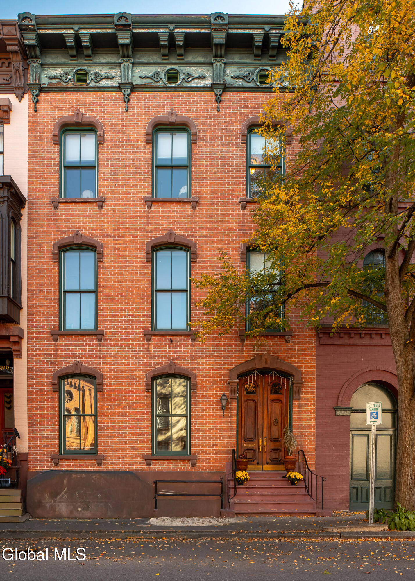 1914 Fifth Avenue Troy NY 12180