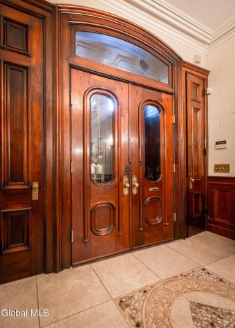 1914 Fifth Avenue Troy NY 12180