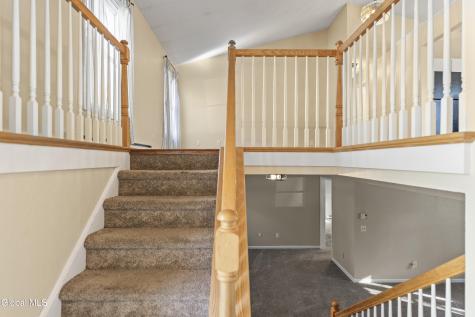 87 Algonquin Road Clifton Park NY 12065