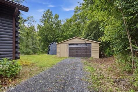 41 Uphams Corners Road East Nassau NY 12062