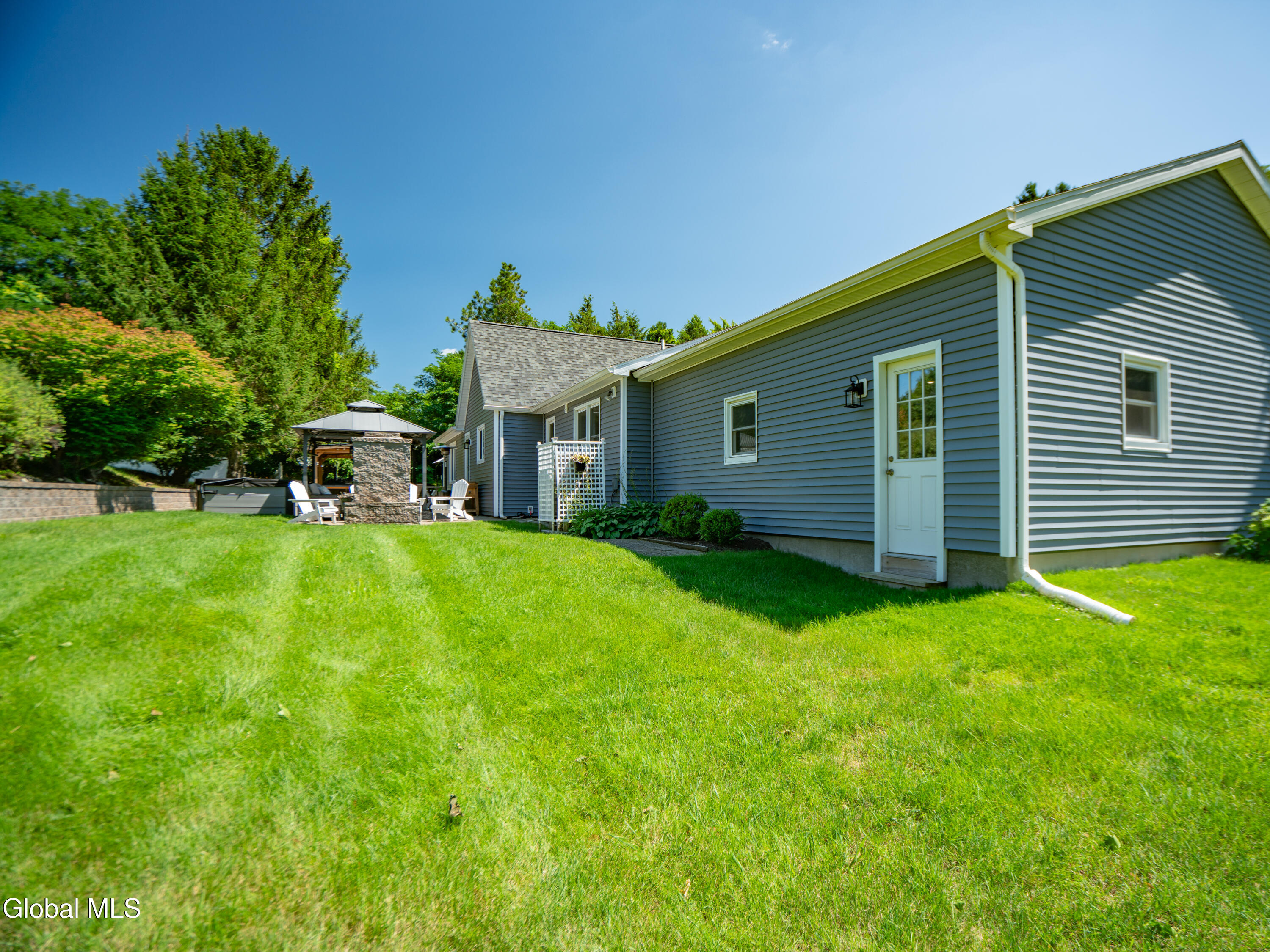 2A Dawn Drive Latham NY 12110