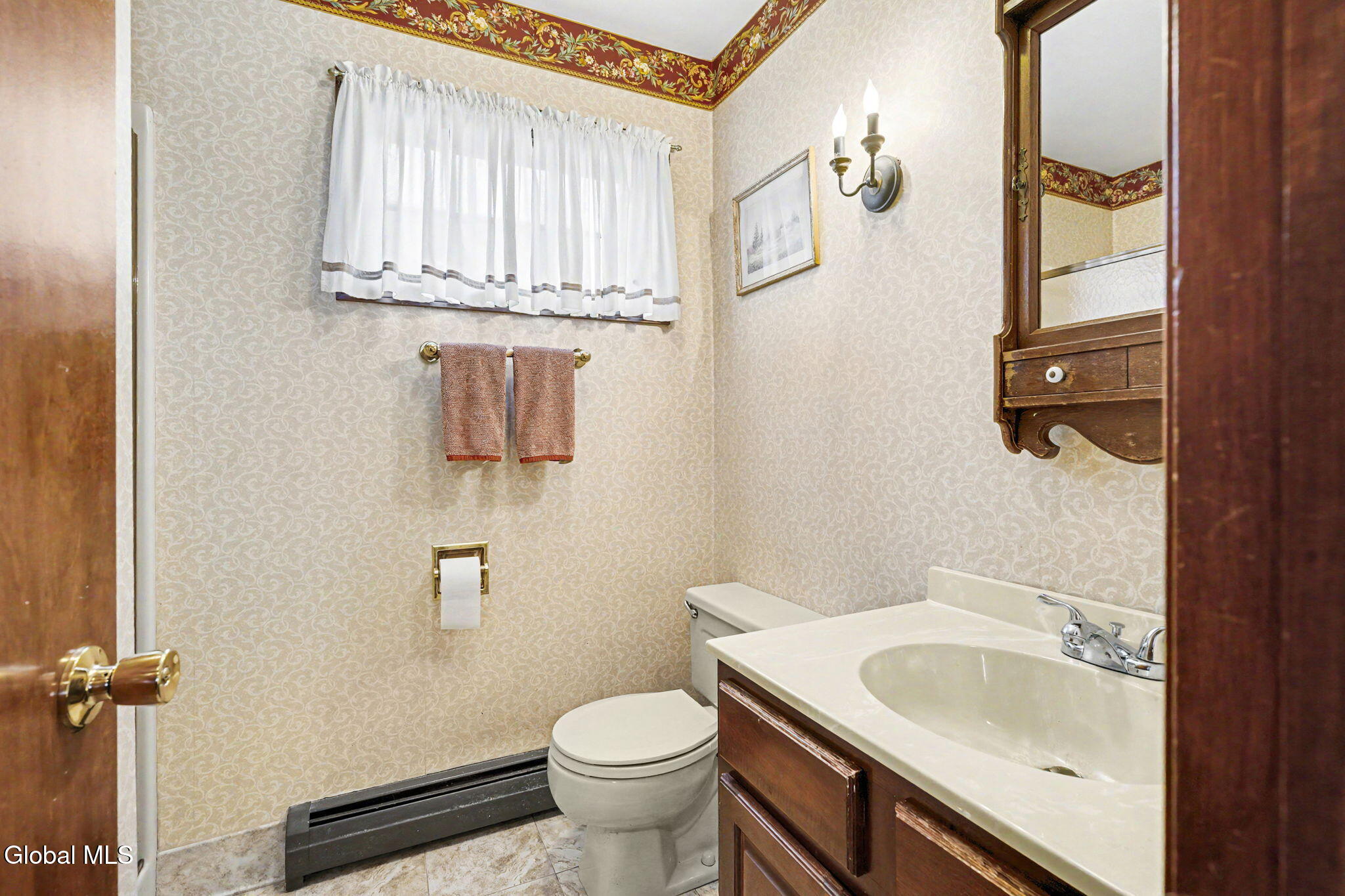 14 Kelton Court Albany NY 12209