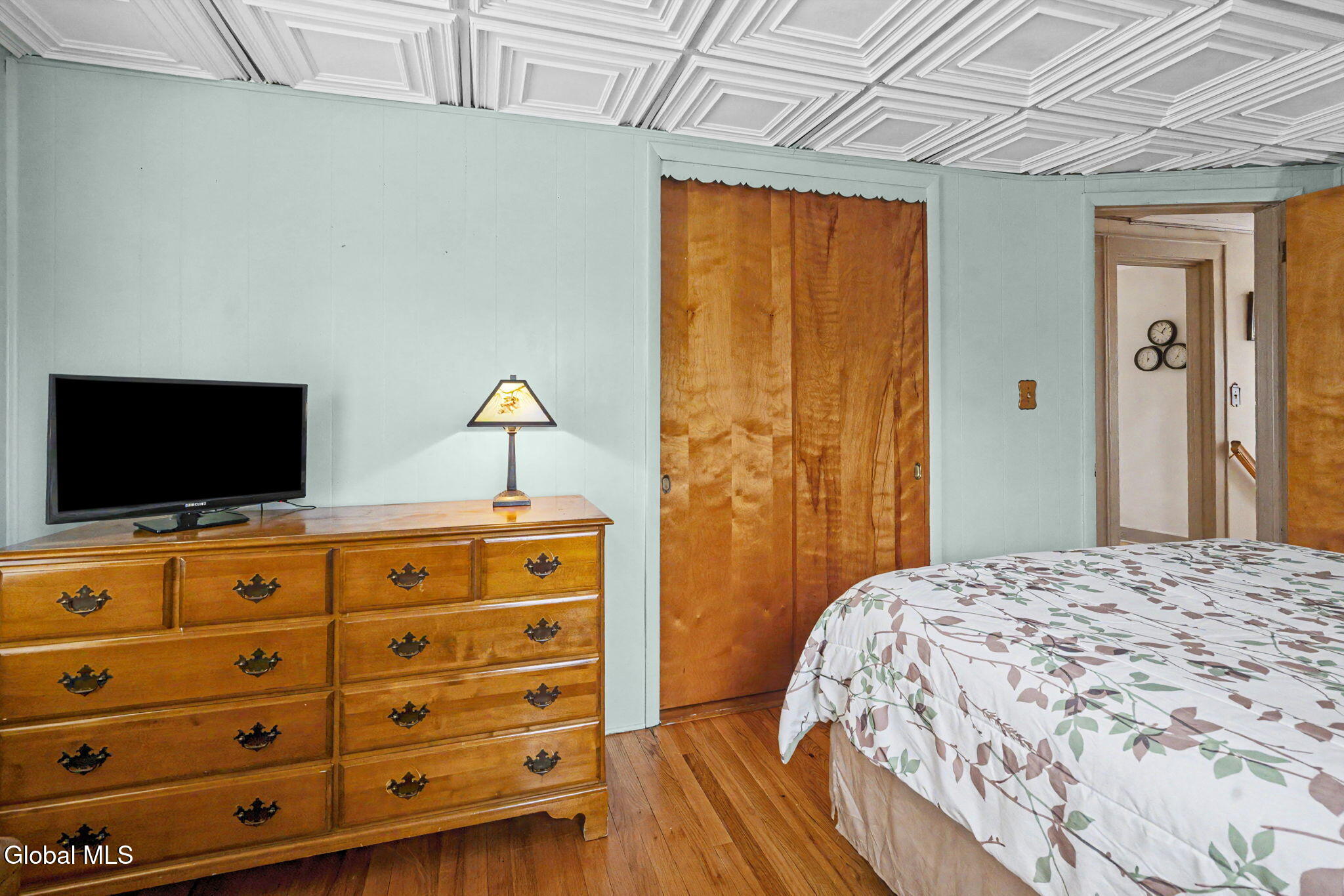 14 Kelton Court Albany NY 12209