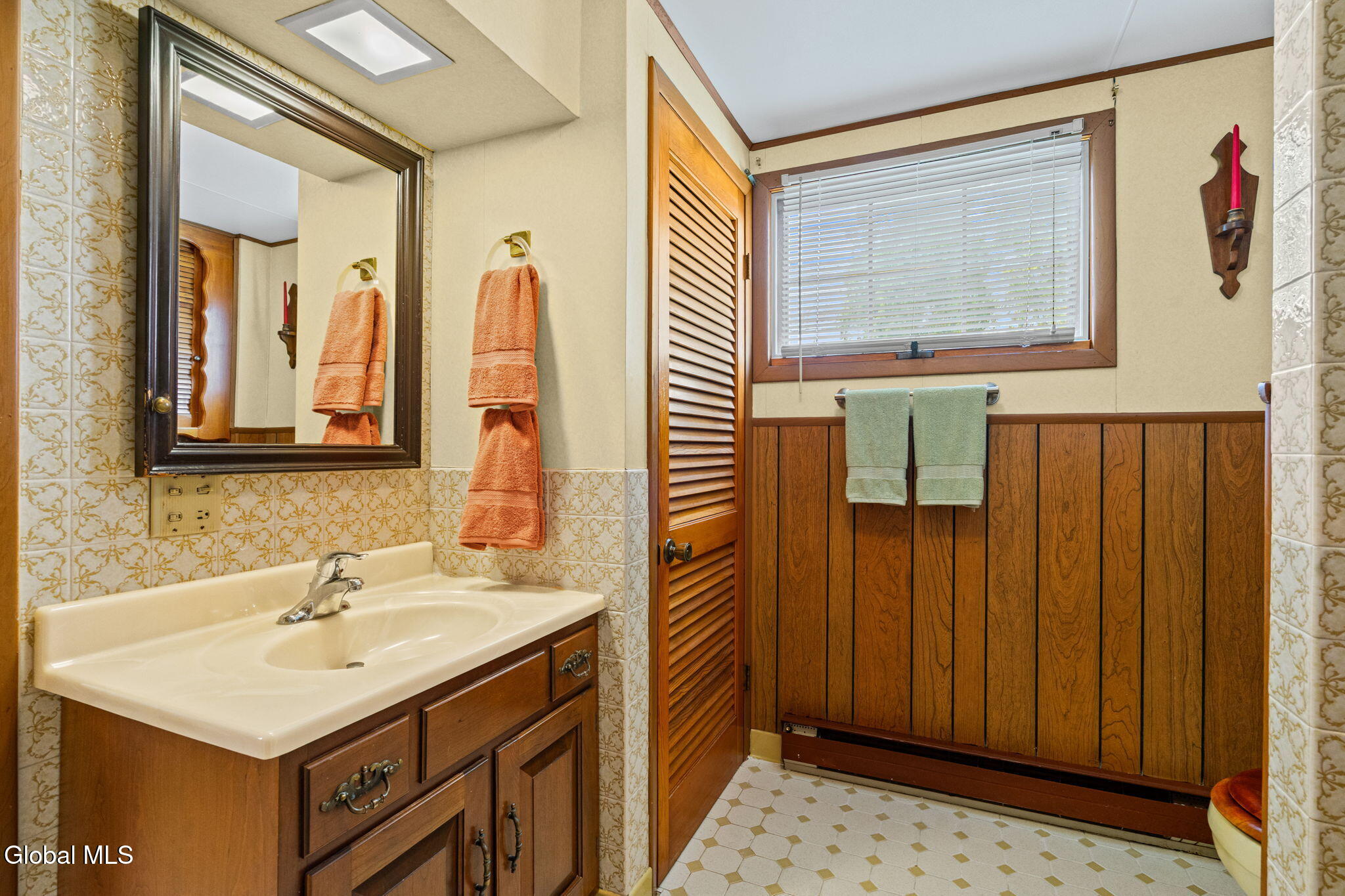 14 Kelton Court Albany NY 12209