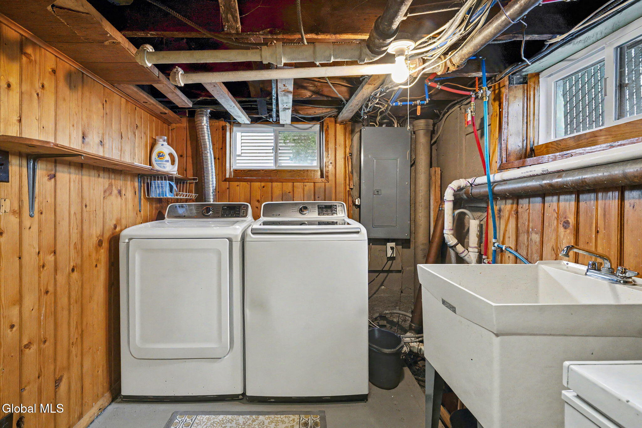 14 Kelton Court Albany NY 12209