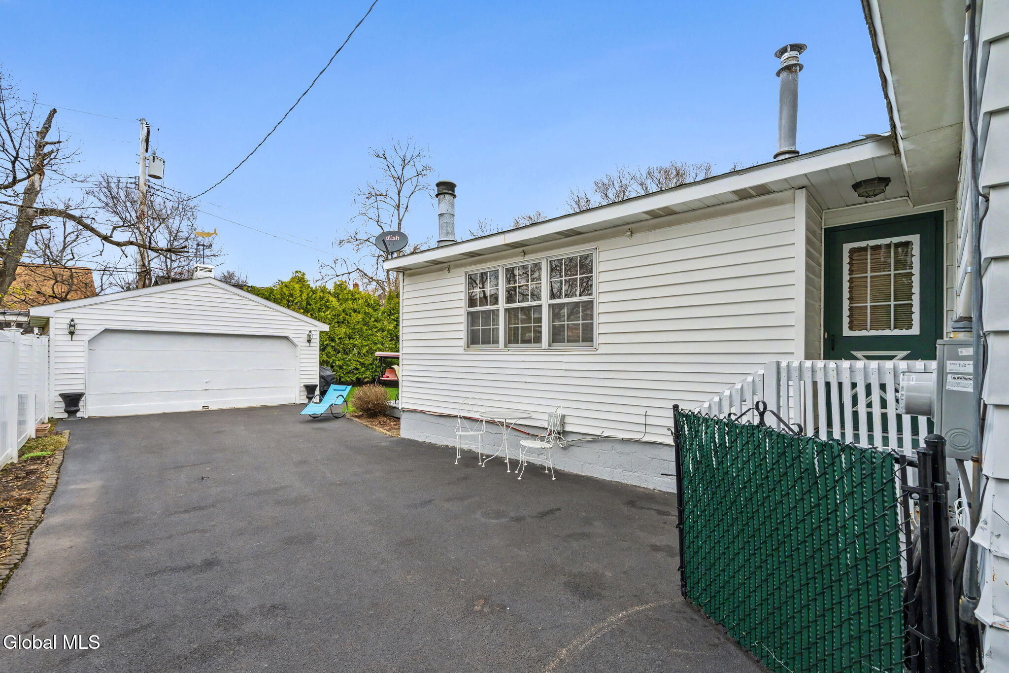 14 Kelton Court Albany NY 12209