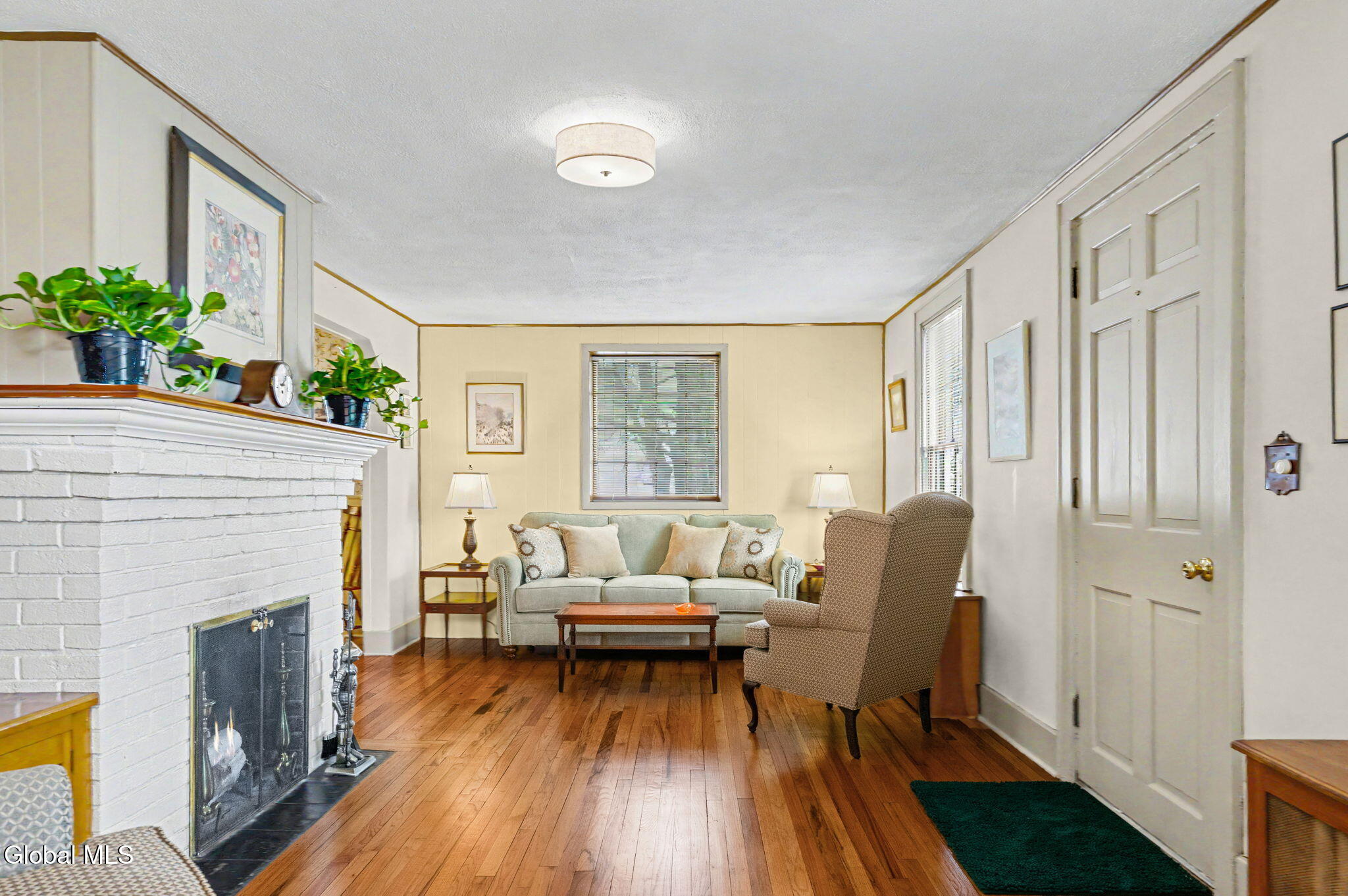 14 Kelton Court Albany NY 12209