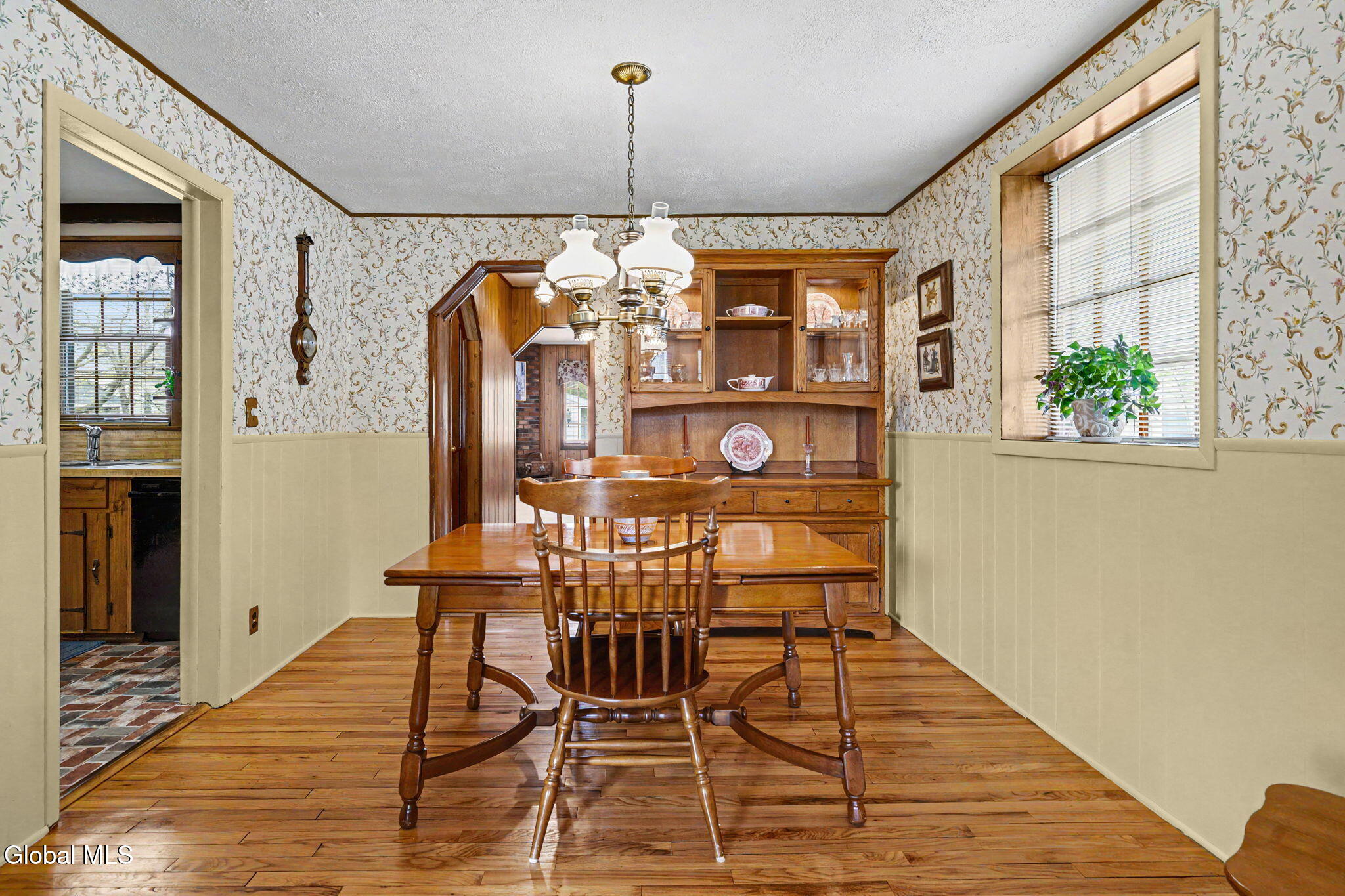 14 Kelton Court Albany NY 12209
