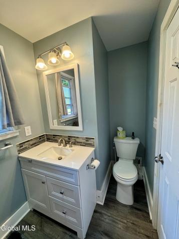 13 Knickerbocker Road Glenville NY 12302