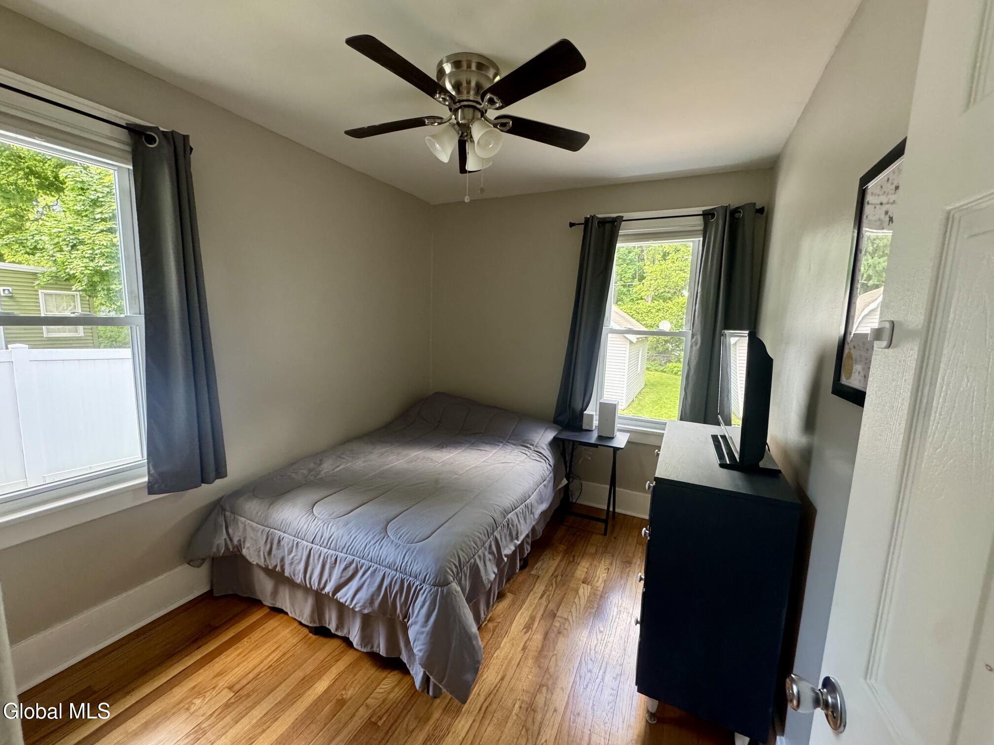 13 Knickerbocker Road Glenville NY 12302
