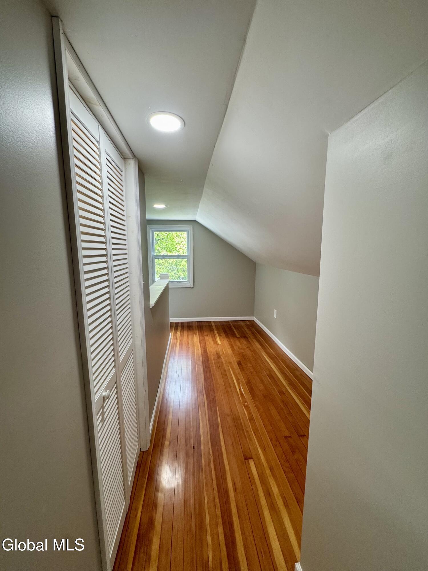 13 Knickerbocker Road Glenville NY 12302