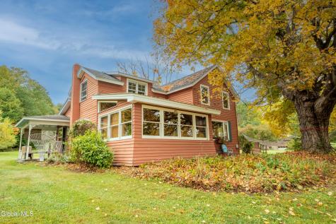 107 Gifford Valley Road Northville NY 12134